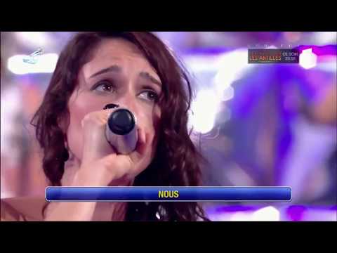 Elodie chante "Tout" dans "N'oubliez pas les paroles"