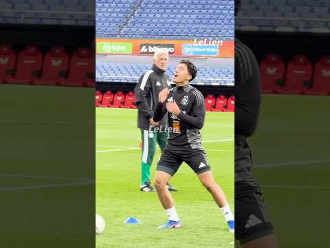 Ibrahim Maza en concentration maximale avant le match Algérie–Pays-Bas et la Coupe du monde 2026.