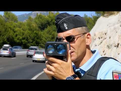 Les Gendarmes de l'Autoroute A8 : Entre Adrénaline et Danger