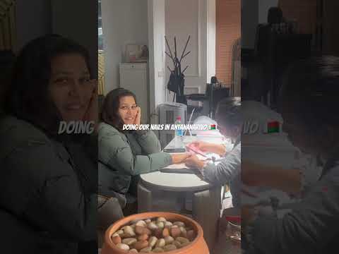 #madagascar #antananarivo #travelvlog #traveling #nailart #bts #nails #vlog #voyage #reunionisland