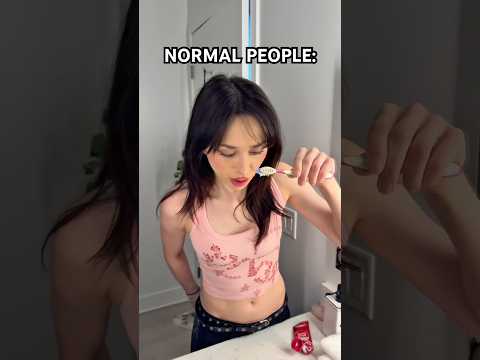 Normal people VS me 🫢 #elsarca #tiktok