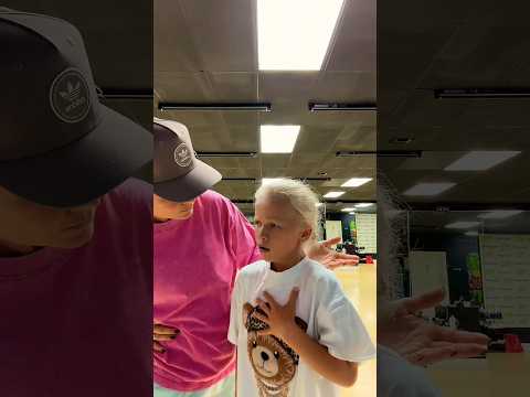 What’s going on? TikTok viral dance trend #youtube #youtubeshorts #shorts #viral #tiktok